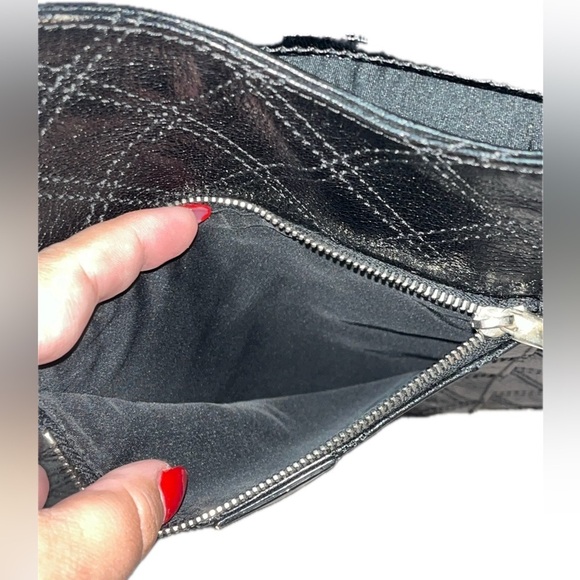 HP🎉Marc Jacobs Quilted iPad Tablet Blk Leather Case Zipper pouch on front - Picture 7 of 15